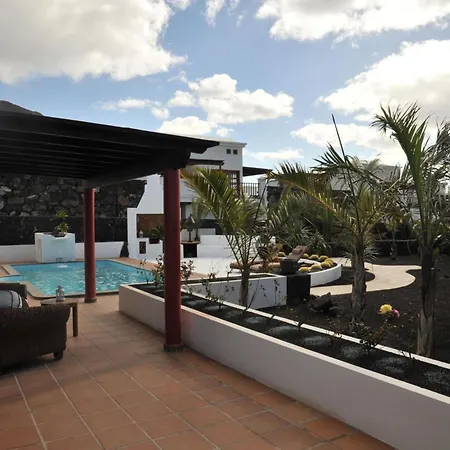 Calero' Haus Mit Schwimmbad Privada By Interhome