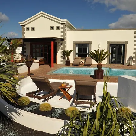 Calero' Haus Mit Schwimmbad Privada By Interhome Dom wakacyjny