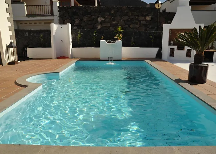 펜션 Calero' Haus Mit Schwimmbad Privada By Interhome