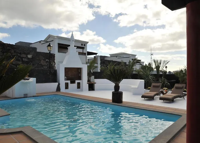 Calero' Haus Mit Schwimmbad Privada By Interhome بيت للعطل